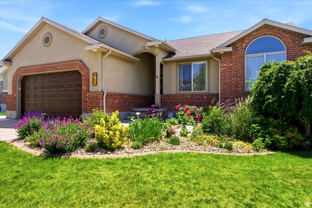 955 W 25 N
                     MLS #2157412