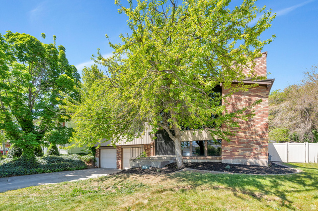 5324 S Robinwood Cir
                     MLS #2157467