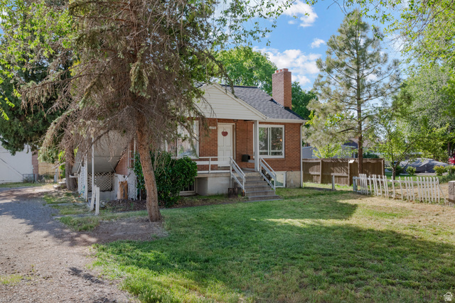 1275 N Geneva Rd
                     MLS #2157514