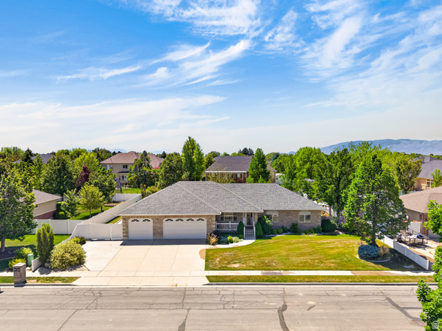 766 E 3050 N
                     MLS #2157539