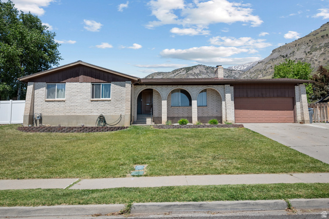 1571 E Cherokee Dr
                     MLS #2157560