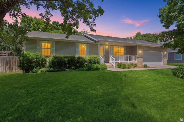 Main photo for 246 W Fort Creek Dr