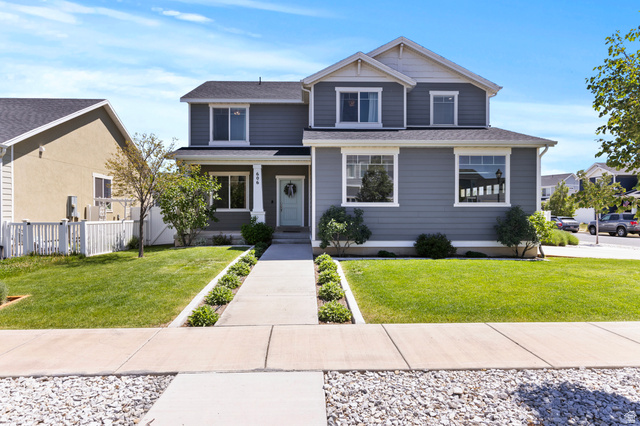 606 S Ravenwood Ln
                     MLS #2157712