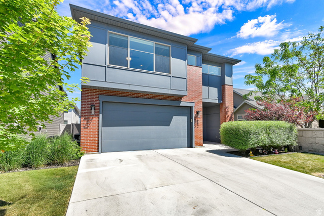 952 W 1910 S
                     MLS #2157778