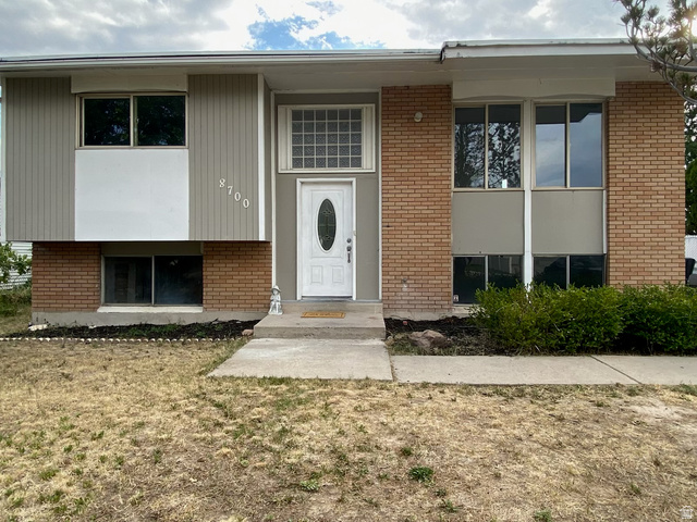 8700 S 3680 W
                     MLS #2158033