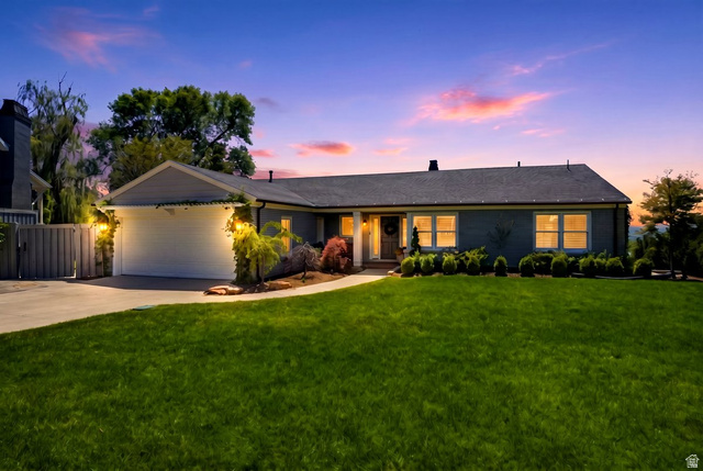 2522 E Skyline Dr
                     MLS #2158210