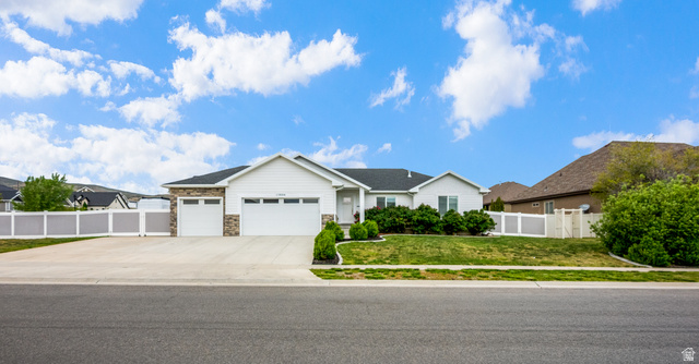 15804 S Packsaddle Dr
                     MLS #2158213