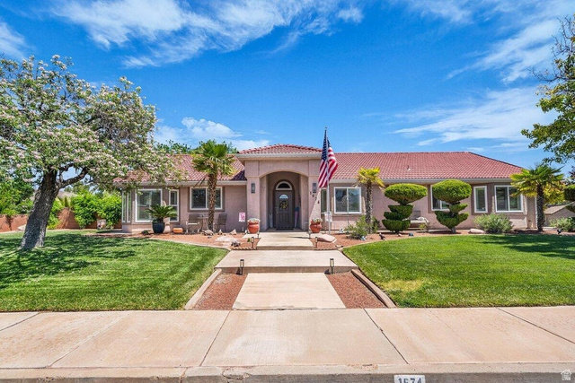 1674 N Lava Flow Dr
                     MLS #2158293