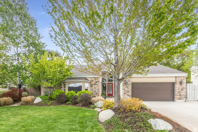 10183 S Hickory Point Dr
                     MLS #2158303