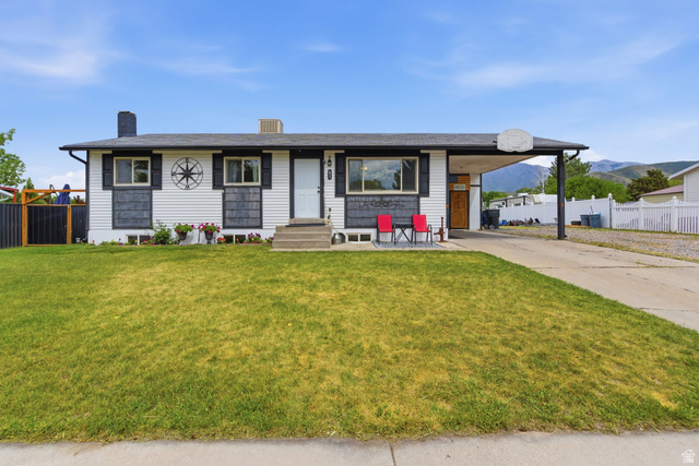 935 S 880 W
                     MLS #2158327