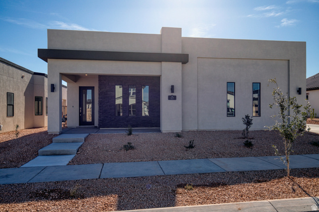 527 W Avery Ln
                     MLS #2158379