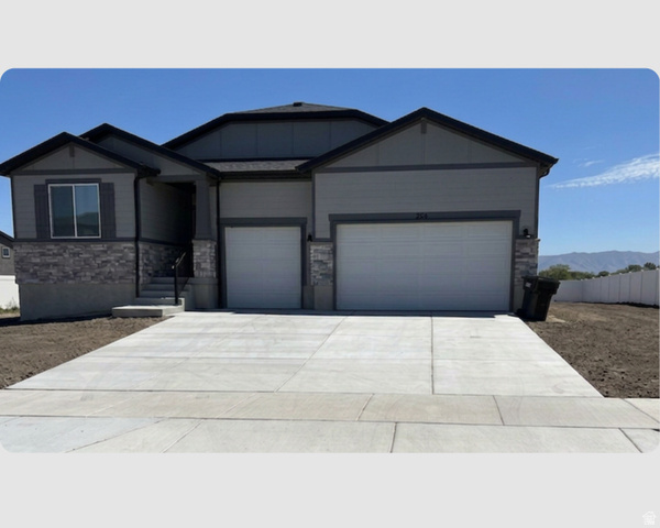 264 N Hatchet Ranch Dr
                     MLS #2158387