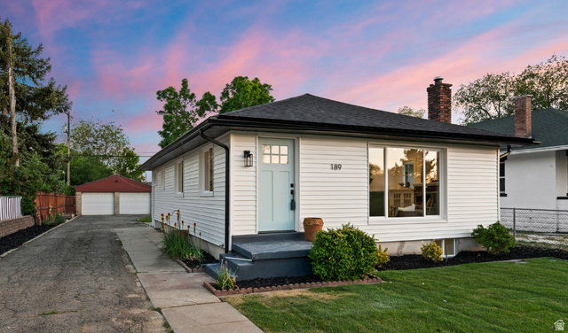 189 W Center St
                     MLS #2158406