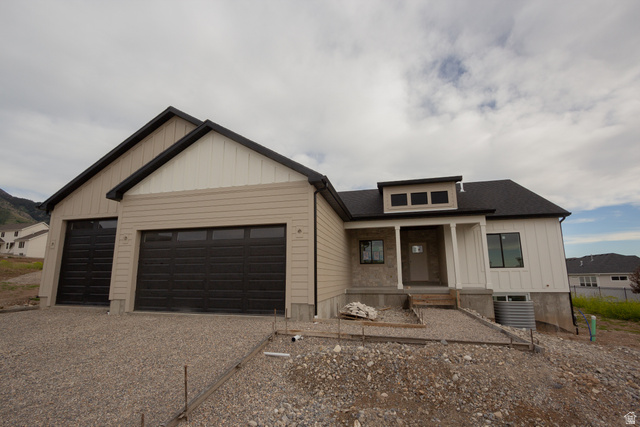 1112 E 50 N
                     MLS #2158430