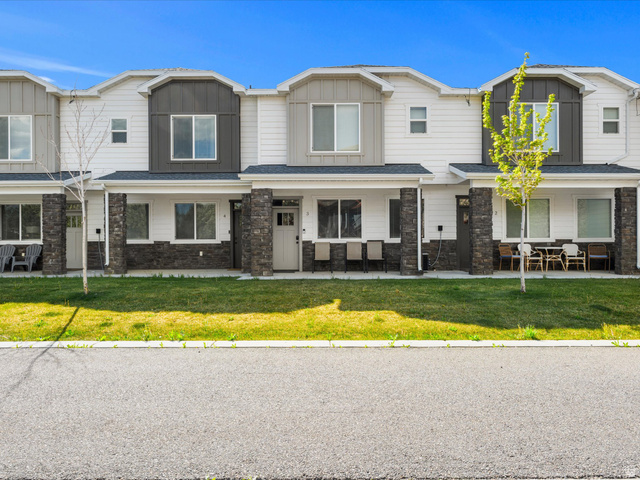 130 W Seasons Ln
                     MLS #2158565