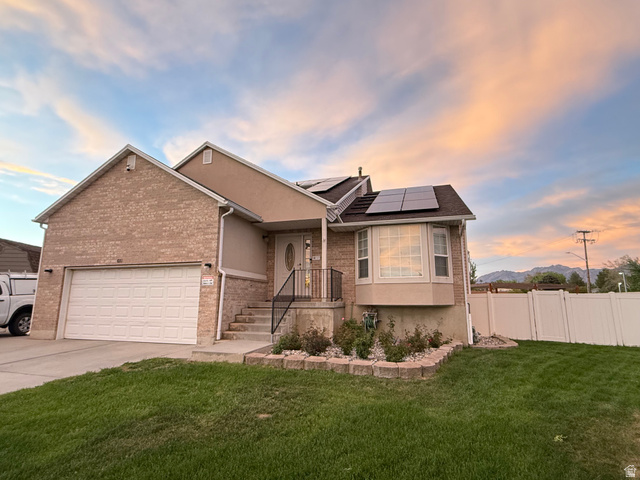 681 E Abbottsford Ct
                     MLS #2158582