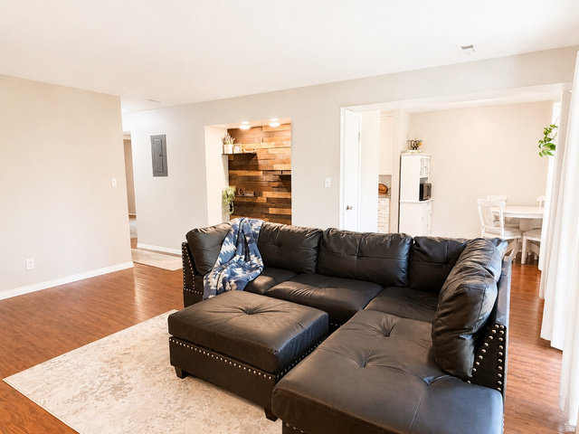 5565 S Willow  #e
                     MLS #2158666