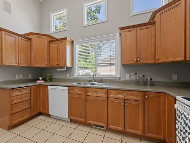5544 W Venetia St, Herriman, UT 84096 — photo 12