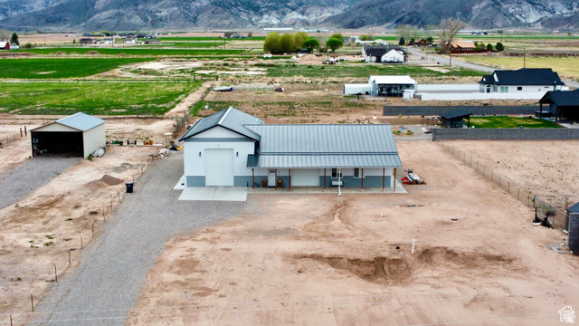 Main photo for 373 N Main St