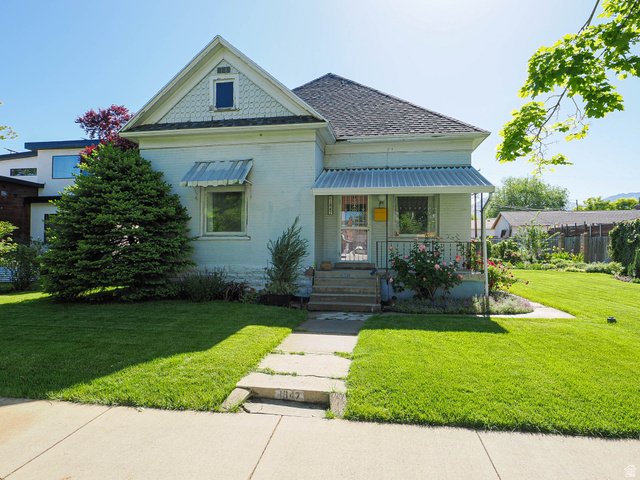 1847 S Lake St
                     MLS #2158824