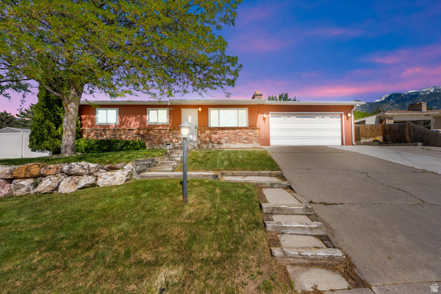 9325 Quail Hollow Cir