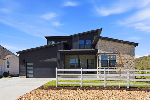 1633  Rocky Mountain Way
                     MLS #2158971