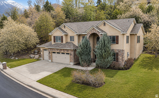 2452  Oak Ln
                     MLS #2158995