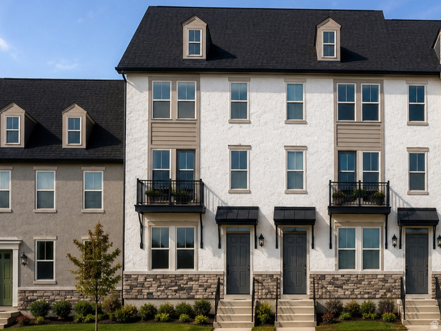 923 W Halvorsen Pkwy #222
                     MLS #2159090