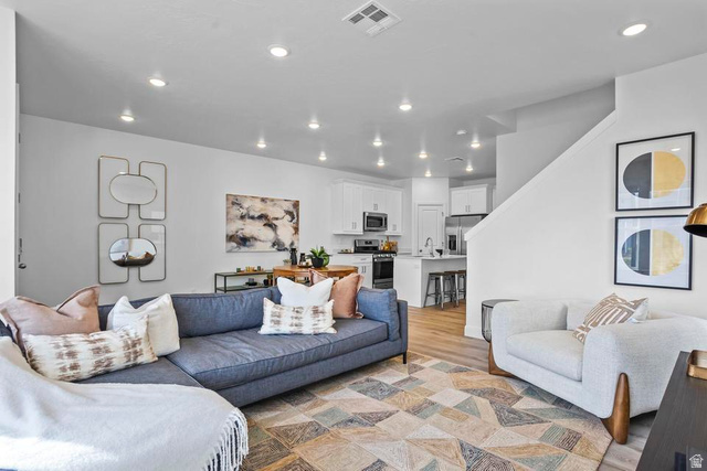 Main photo for 488 W Greenstone Pl #1010