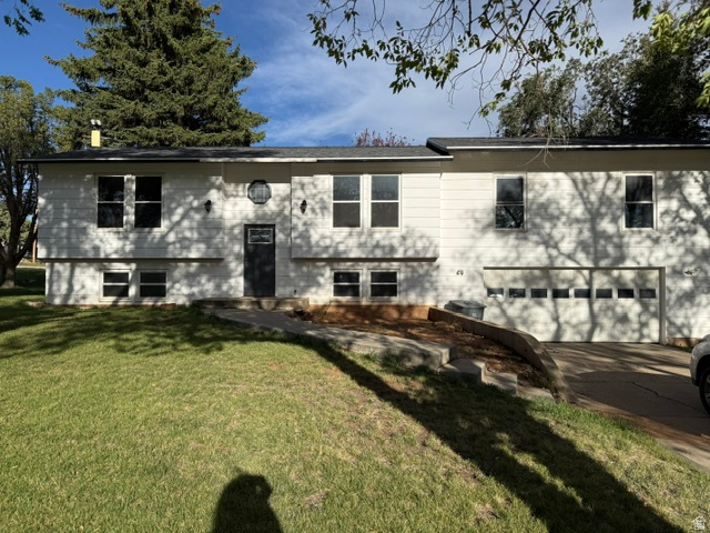 Main photo for 417 S Main St