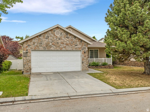 10764 S Pine Grove Way
                     MLS #2159242