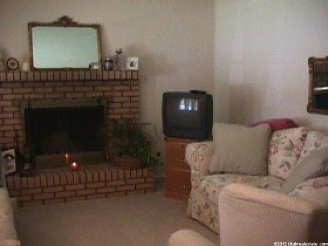 9725 S 285 E, Sandy, UT 84070 — photo 2