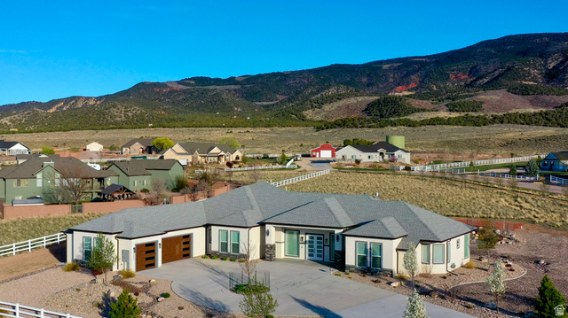 Main photo for 1531 S Laura Cir