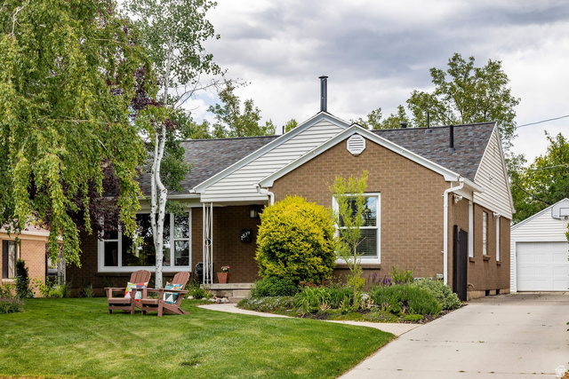 1877 E Harrison Ave
                     MLS #2159368