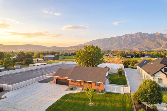 4922 W 11000 N
                     MLS #2159564