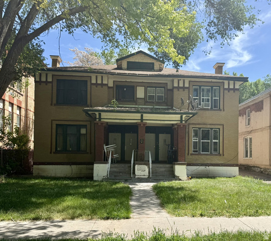 2436 S Madison Ave
                     MLS #2159610
