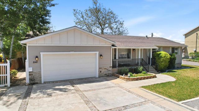 249 N 800 W
                     MLS #2159637