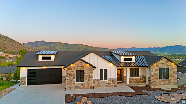 851 N Grandview Dr
                     MLS #2159645