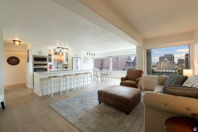 8 E Hillside Ave #408
                     MLS #2159742