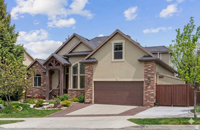 Main photo for 15023 S Eagle Crest Dr