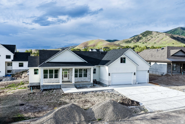 859 E 130 N
                     MLS #2159787