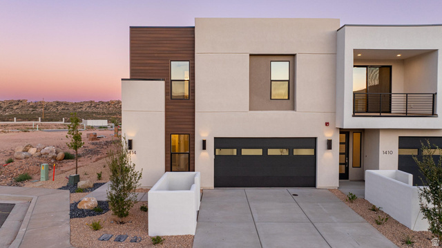 3604  E Amanecer Ln #91
                     MLS #2159842