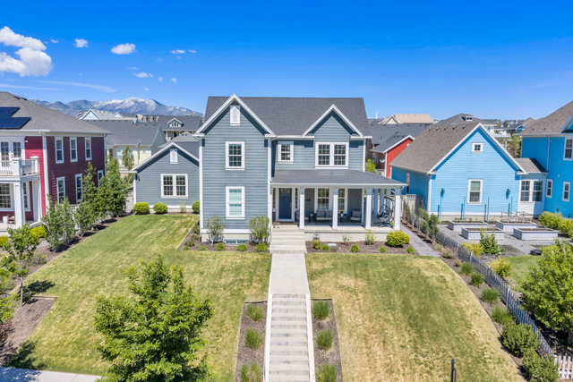 5022 W Lake Ave
                     MLS #2159844