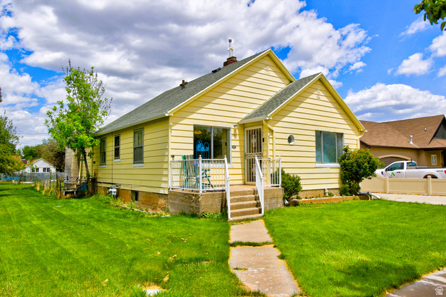 Main photo for 257 E 100 N