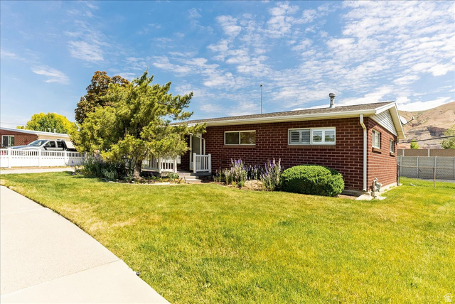 1324 N Victoria Way
                     MLS #2159940