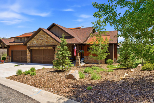 1748 E E Longview Dr
                     MLS #2159970