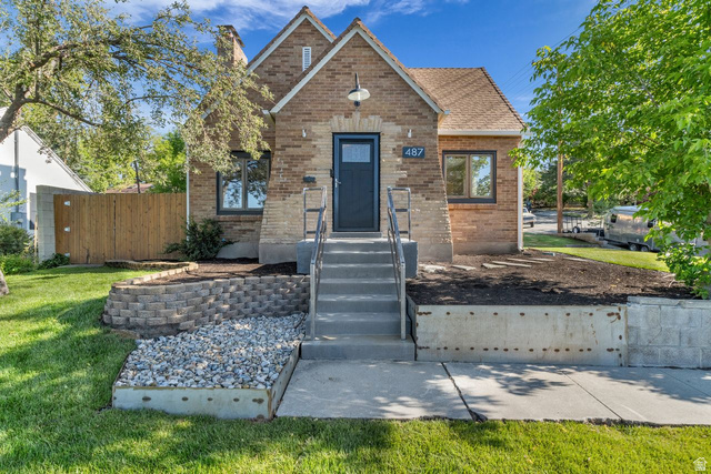 487 E Ninth Ave
                     MLS #2160042