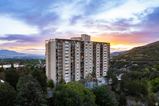 875 S Donner Way #305
                     MLS #2160118