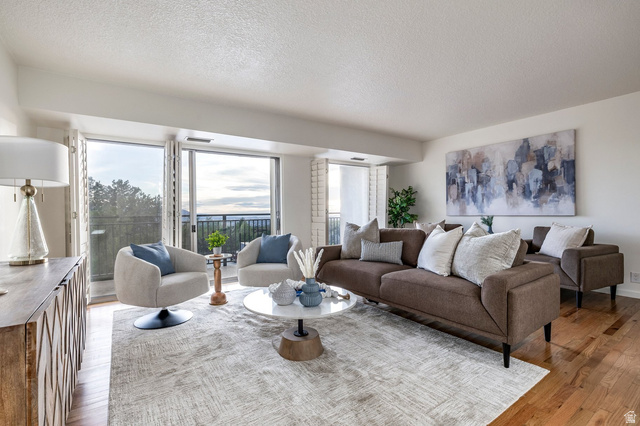 875 S Donner Way #305
                     MLS #2160118