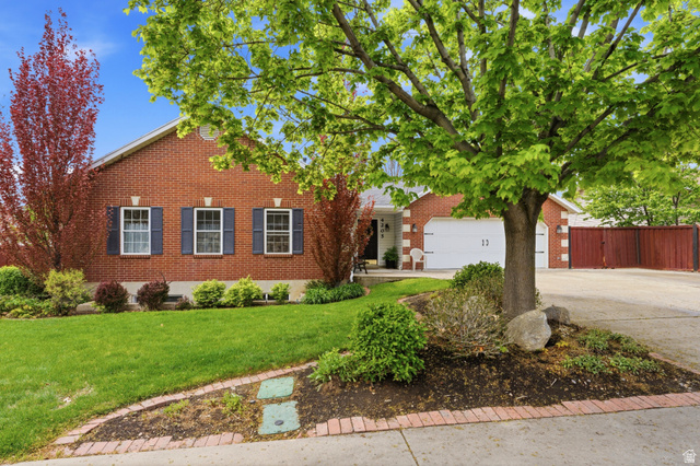 Main photo for 4205 W Oak Rd N